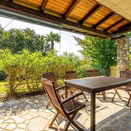 Apartment Residenza Agrifoglio-15 By Interhome Luino