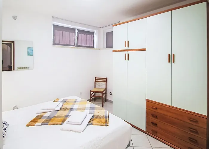 Apartment Residenza Agrifoglio-15 By Interhome Luino